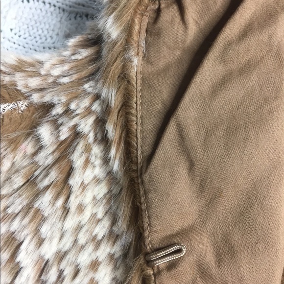 Dylan Faux Fur Vest size XS - Picture 6 of 12